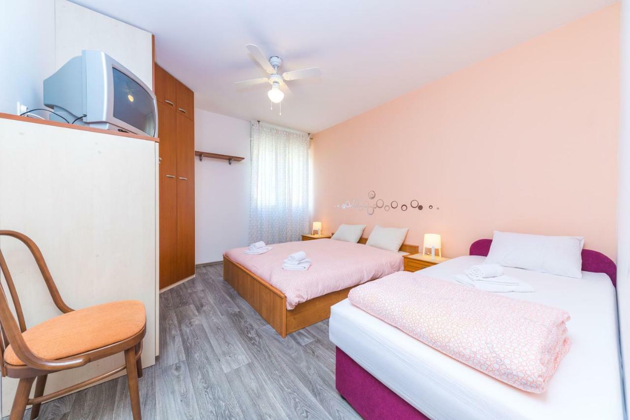Ferienwohnung Pelenito Split Exterior foto